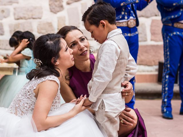 La boda de Antonio y Sara en Morelia, Michoacán 16