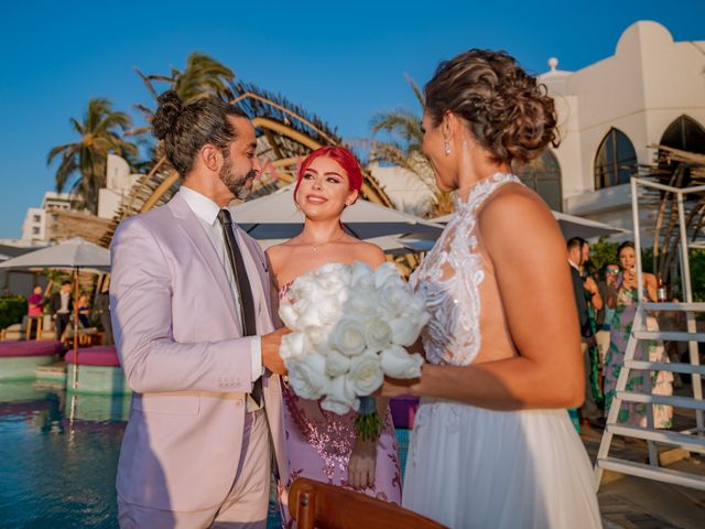 La boda de Omar y Ross en Mazatlán, Sinaloa 17