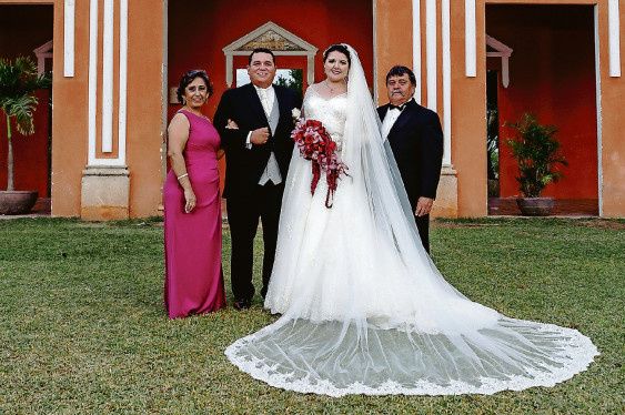 La boda de Ricardo y Hayar en Mérida, Yucatán 6