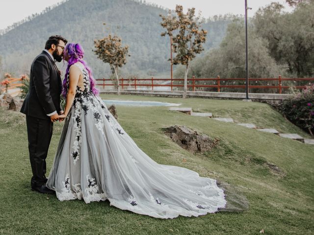 La boda de Luis y Berenice en Xochimilco, Ciudad de México 52