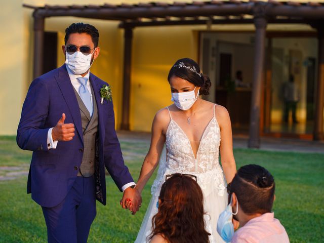 La boda de Augusto y Claudia en Bahía de Banderas, Nayarit 13