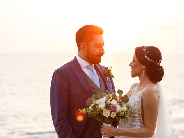 La boda de Augusto y Claudia en Bahía de Banderas, Nayarit 17