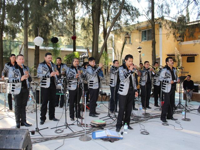 La boda de Saúl y Viviana en Zapopan, Jalisco 35