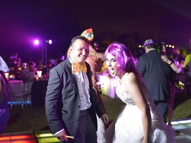 La boda de Omar y Silvia  en Veracruz, Veracruz 17