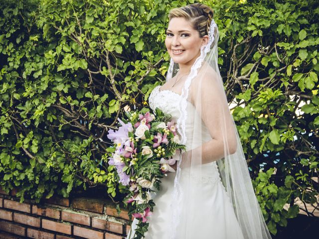 La boda de Gisellys y Franklin en Rosarito, Baja California 23