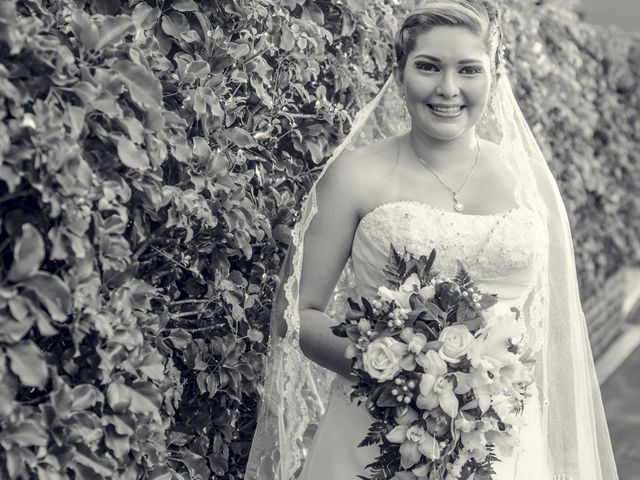 La boda de Gisellys y Franklin en Rosarito, Baja California 26