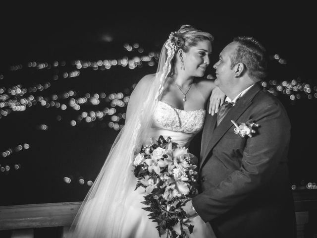 La boda de Gisellys y Franklin en Rosarito, Baja California 55