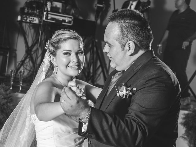 La boda de Gisellys y Franklin en Rosarito, Baja California 62