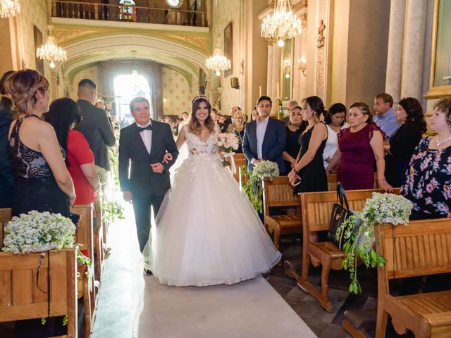 La boda de Adrián y Fabiola en Morelia, Michoacán 63