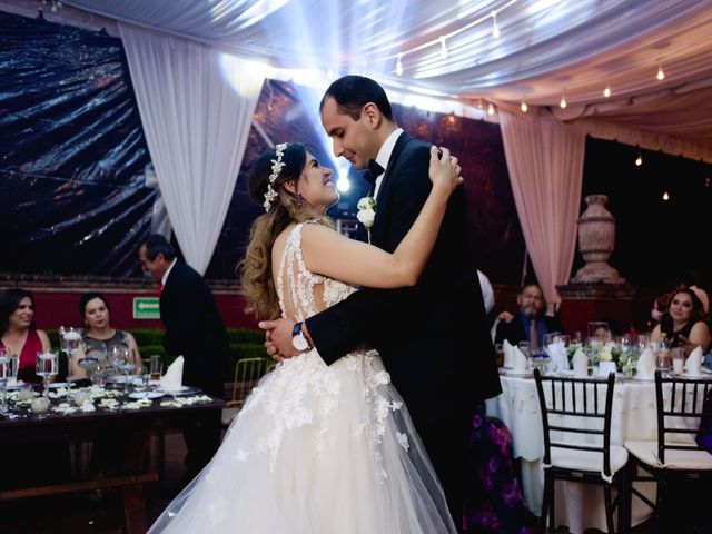 La boda de Adrián y Fabiola en Morelia, Michoacán 105