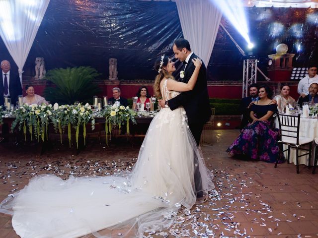 La boda de Adrián y Fabiola en Morelia, Michoacán 106
