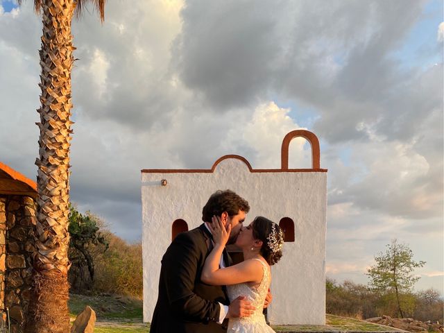 La boda de Edgar  y Paola  en León, Guanajuato 10
