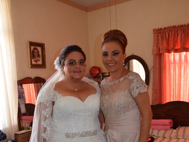 La boda de Christian y Ivonne en Salamanca, Guanajuato 12