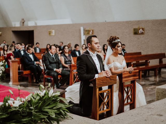 La boda de Jhoseline y Gerardo en Zapopan, Jalisco 31