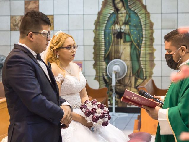 La boda de Oscar y Karen  en Saltillo, Coahuila 2