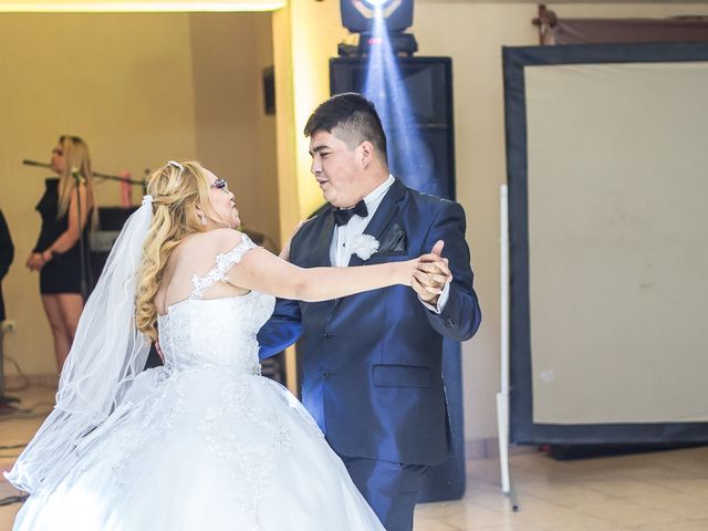 La boda de Oscar y Karen  en Saltillo, Coahuila 7