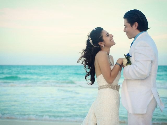 La boda de Josue y Laura en Cancún, Quintana Roo 17