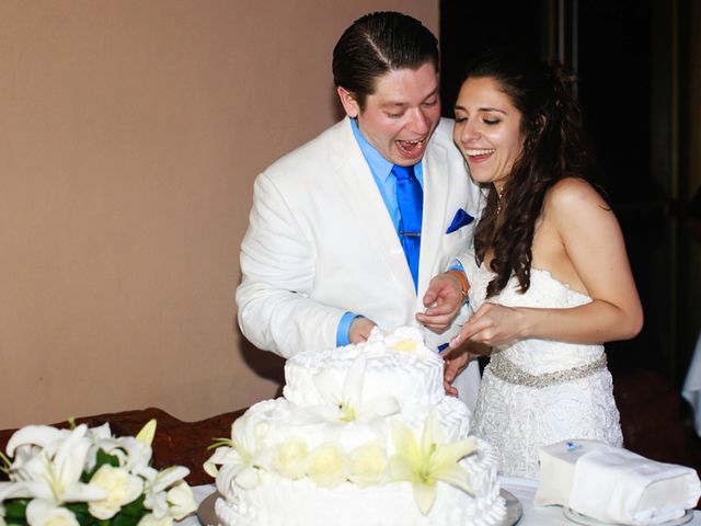 La boda de Josue y Laura en Cancún, Quintana Roo 33