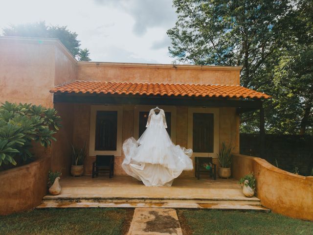 La boda de Osiris y Giannina en Mérida, Yucatán 12