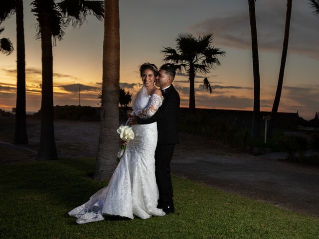La boda de Wiston y Karen en Mazatlán, Sinaloa 27