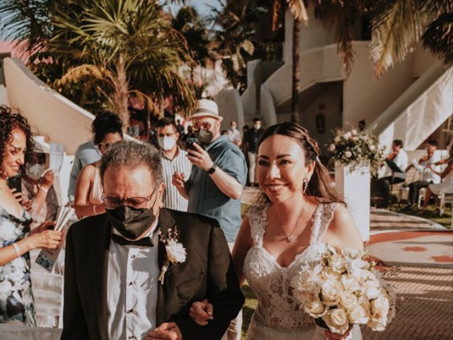 La boda de Antonio y Margarita en Isla Mujeres, Quintana Roo 11