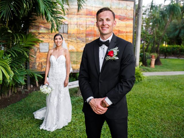 La boda de Christopher y Cynthia en Puerto Vallarta, Jalisco 22