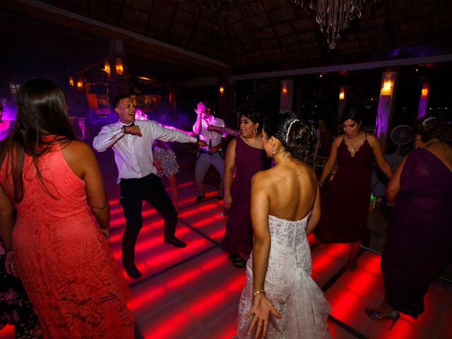 La boda de Christopher y Cynthia en Puerto Vallarta, Jalisco 28