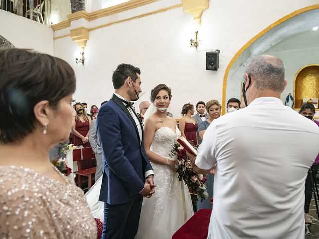 La boda de Erick y Victoria en Cuernavaca, Morelos 29