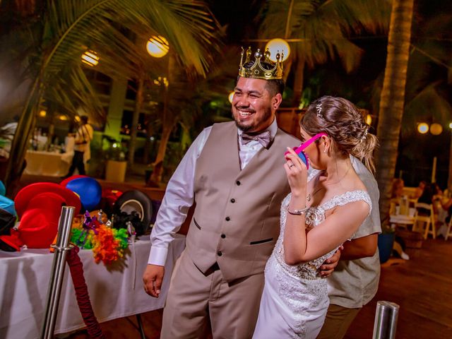 La boda de Pedro y Claudia en Mazatlán, Sinaloa 49