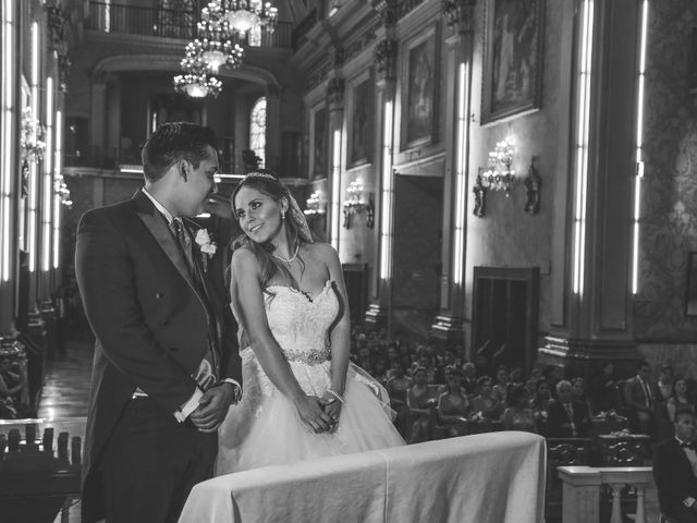 La boda de Alberto y Lizette en León, Guanajuato 23