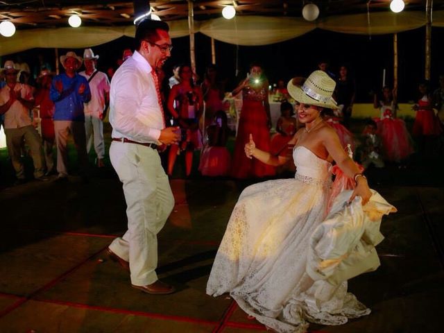 La boda de Gerardo y Sunny en Lázaro Cárdenas, Michoacán 8