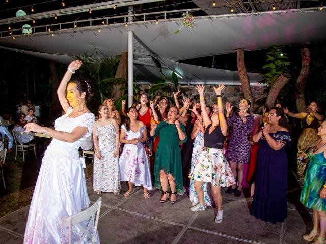La boda de Mauro y Mirla en Temixco, Morelos 81