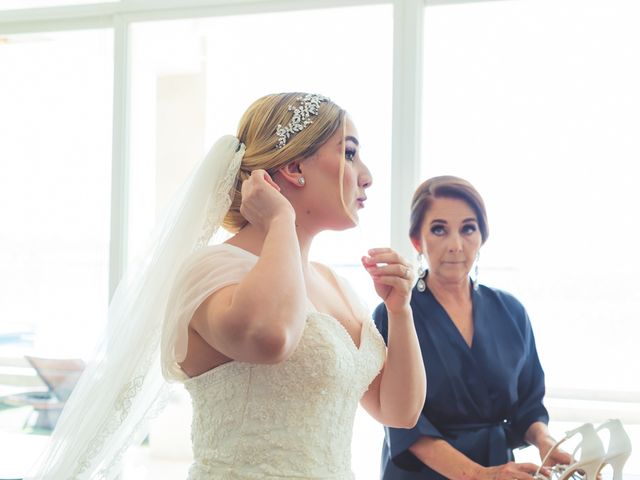 La boda de Raúl y Liz en Guaymas-San Carlos, Sonora 15