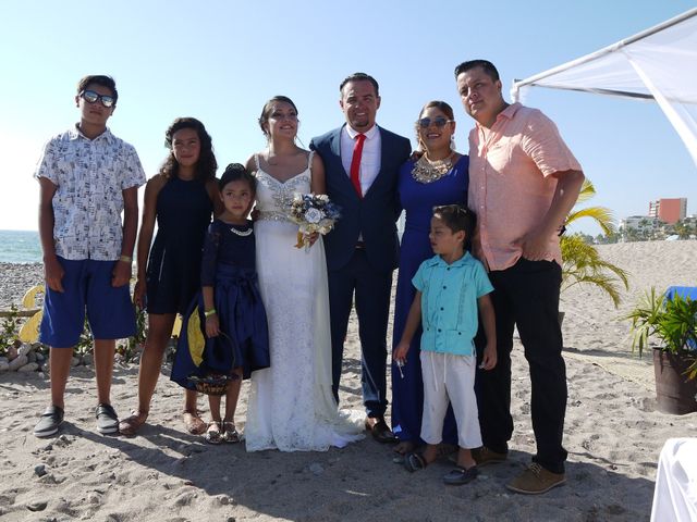 La boda de Eduardo y Silvia en Puerto Vallarta, Jalisco 31
