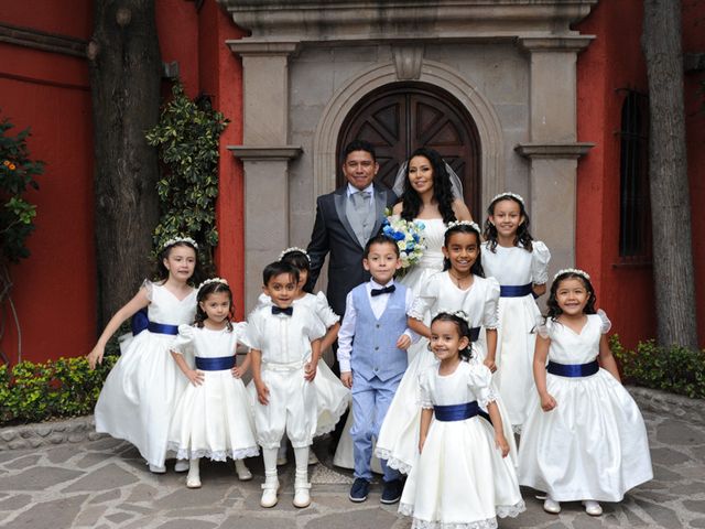 La boda de Roberto  y Rosa  en Tepotzotlán, Estado México 25