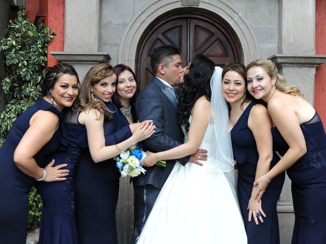 La boda de Roberto  y Rosa  en Tepotzotlán, Estado México 29
