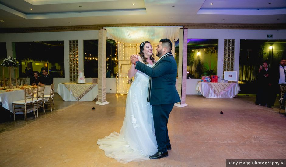 La boda de Adrian y Lilibeth en Durango, Durango