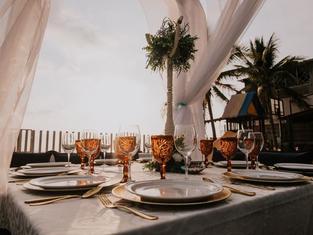 La boda de Adrian y Priss en Manzanillo, Colima 4