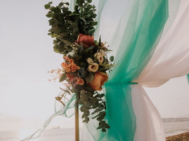 La boda de Adrian y Priss en Manzanillo, Colima 14