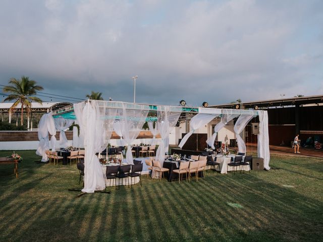 La boda de Adrian y Priss en Manzanillo, Colima 15