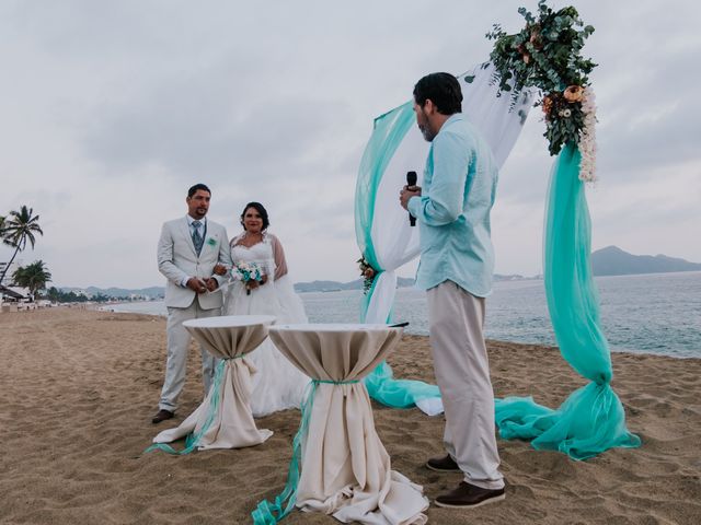 La boda de Adrian y Priss en Manzanillo, Colima 26