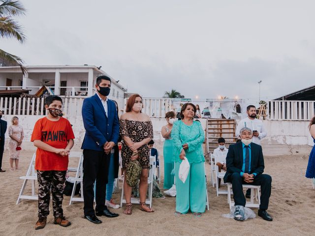 La boda de Adrian y Priss en Manzanillo, Colima 28