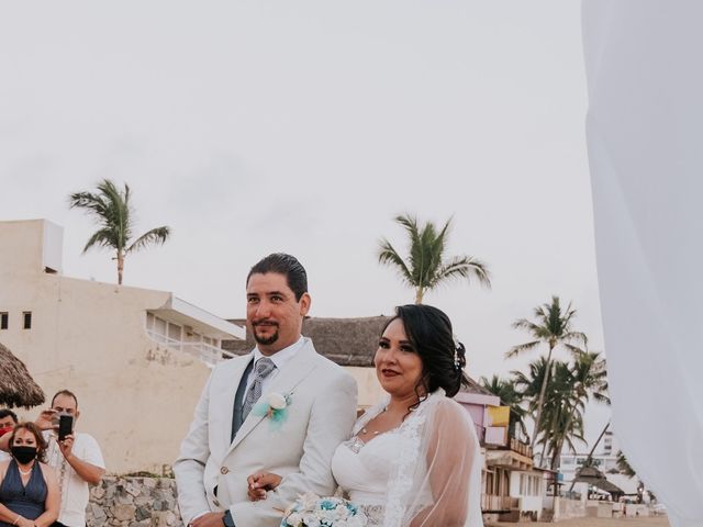 La boda de Adrian y Priss en Manzanillo, Colima 30