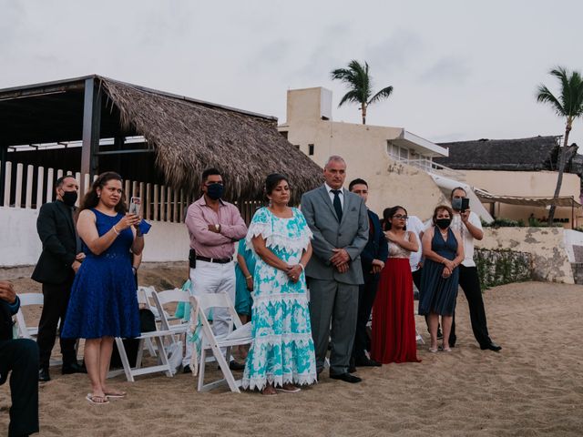 La boda de Adrian y Priss en Manzanillo, Colima 31