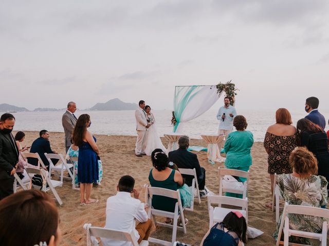La boda de Adrian y Priss en Manzanillo, Colima 37