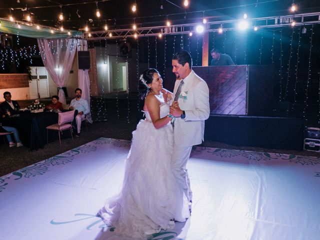 La boda de Adrian y Priss en Manzanillo, Colima 92