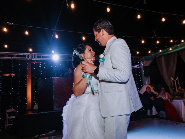 La boda de Adrian y Priss en Manzanillo, Colima 95