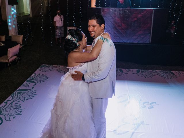 La boda de Adrian y Priss en Manzanillo, Colima 96