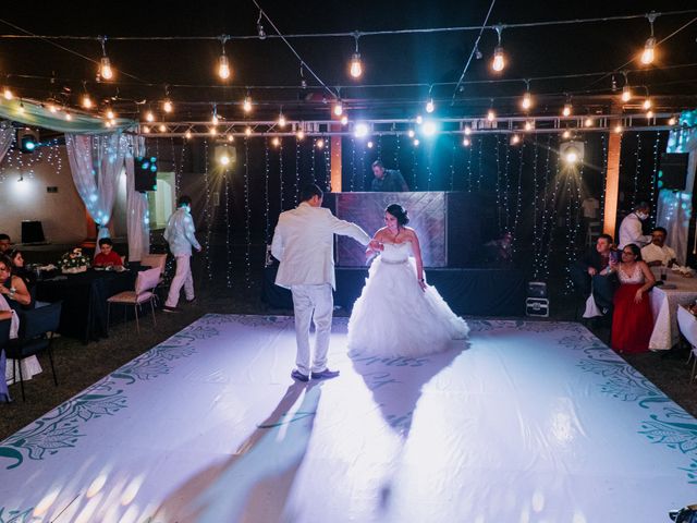 La boda de Adrian y Priss en Manzanillo, Colima 102