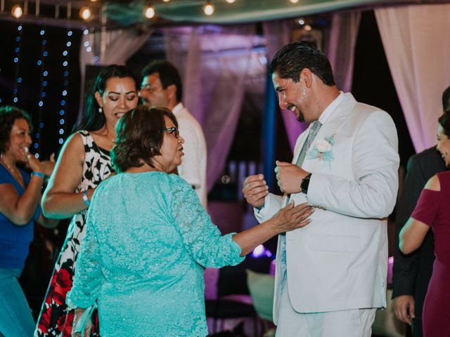 La boda de Adrian y Priss en Manzanillo, Colima 177